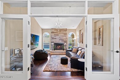 03-Living Room