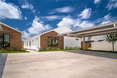 2104 E Viviana St unit 3, Edinburg, TX 78542 - photo 2