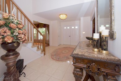 5 Elisa Ct, Manalapan 4