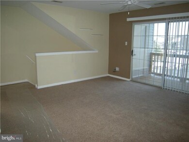 208 Firethorne Ct unit 208, Sewell, NJ 08080 - photo 3