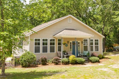 121+Lee+Dr+Leland-0-web