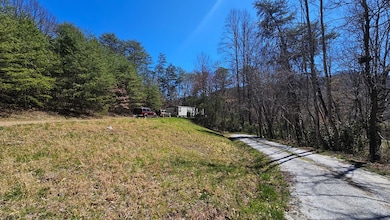 123 Frontier Ln, Franklin, NC 28734 - photo 3
