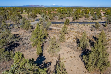 0 Pronghorn Estates Dr unit Lot 31 220201003, Bend, OR 97701 - photo 2