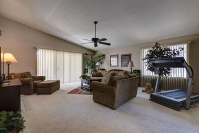 002_Family Room