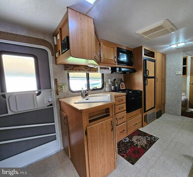 14 Black Fish Ln unit GLEN 4, Earleville, MD 21919 - photo 3