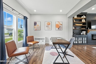 Flex Room used as office