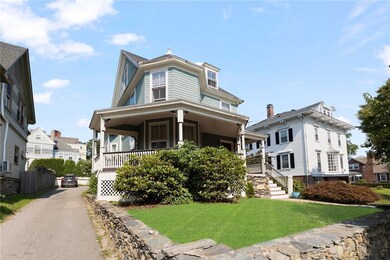 360 Broadway, Newport, RI 02840 - photo 3
