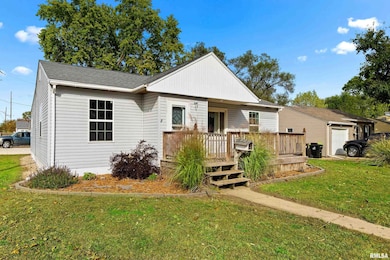 443 W Wilmot St, Chillicothe, IL 61523 - photo 3