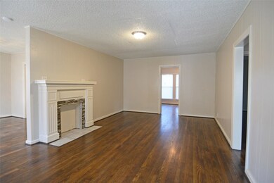 6637 Burkett St, Houston, TX 77021 - photo 6