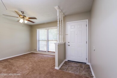 005-photo-living-room-7417190