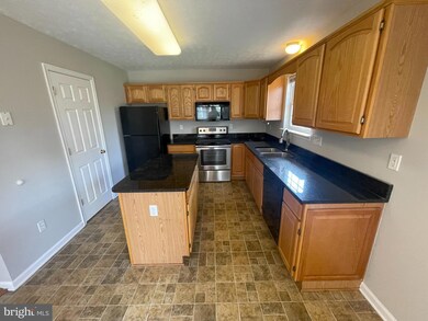 1969 Cidermill Ln, Winchester, VA 22601 - photo 4