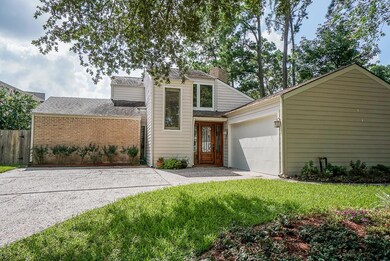 10303 Lynbrook Hollow St, Houston, TX 77042 - photo 2