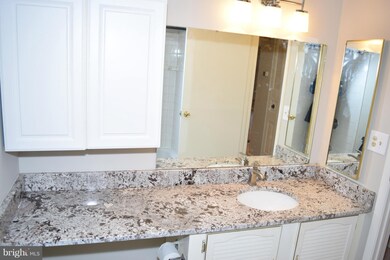 9421 Northgate Rd, Laurel, MD 20723 - photo 5