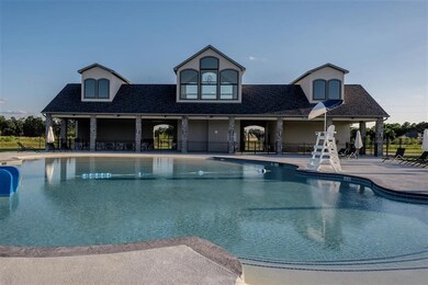 Lakes at Creekside Pool
