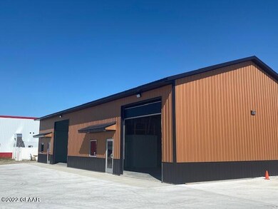 3140 Gateway Dr, Grand Forks, ND 58203 - photo 4