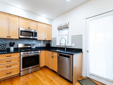 19 Cambridge Terrace unit 1, Cambridge, MA 02140 - photo 5