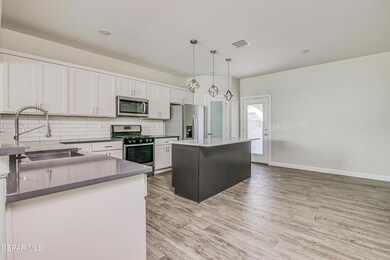 13595 Doncaster St, El Paso, TX 79928 - photo 7