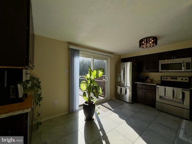 2021 Cedar Barn Way, Windsor Mill, MD 21244 - photo 5