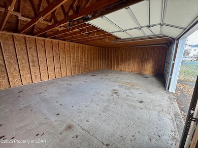 33 Pomona St, Kingston, PA 18704 - photo 6