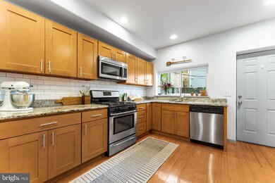 2238 Gerritt St, Philadelphia, PA 19146 - photo 4