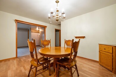 402 E Hickory Grove Rd, Hartford City, IN 47348 - photo 6