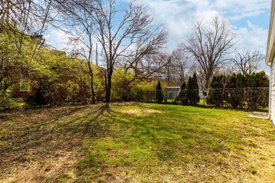 194 N Kellner Rd, Columbus, OH 43209 - photo 3