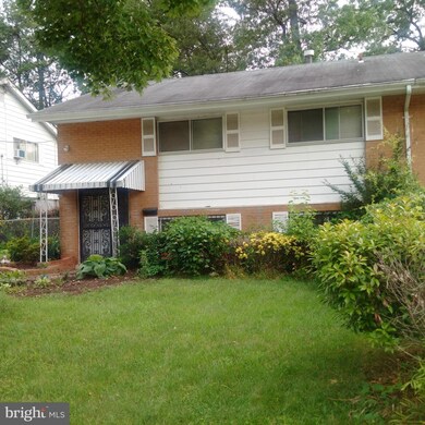 806 Carrington Ave, Capitol Heights, MD 20743 - photo 2