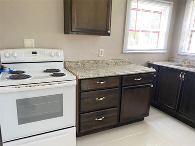 7313 Saint Louis St, Houston, TX 77028 - photo 7