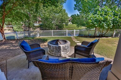 10217 Lakeview Dr, Providence Village, TX 76227 - photo 6