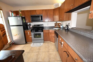 9 Chelsea Ct, Franklin Park, NJ 08823 - photo 5