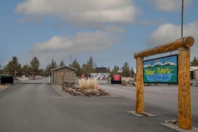 5930 SW Upper Canyon Rim Dr, Culver, OR 97734 - photo 4