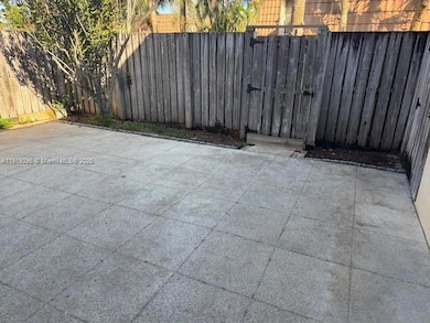 513 Green Springs Place unit 513, West Palm Beach, FL 33409 - photo 3