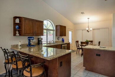 09_3427_E_Hopi_Ave__09_mls