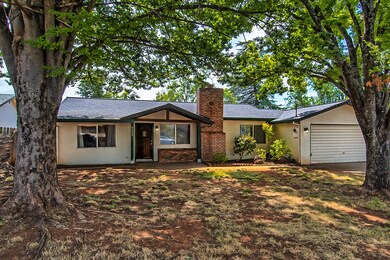 2235 Belladonna St, Redding, CA 96002 - photo 5