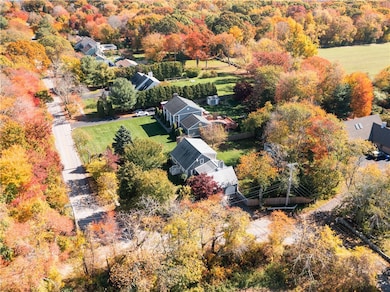 28 Kickemuit Ave, Bristol, RI 02809 - photo 2