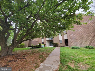 1475 Mount Holly Rd unit H12, Beverly, NJ 08010 - photo 2