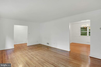 6400 Cavalier Corridor, Falls Church, VA 22044 - photo 4