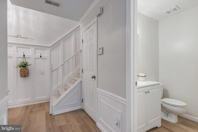 11197 Rienzi Place unit 203, Manassas, VA 20109 - photo 6