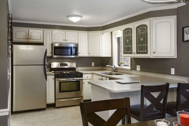 16 Drury Ln unit U8, Nashua, NH 03064 - photo 3