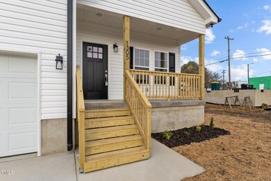 1305 Whitsett St, Burlington, NC 27215 - photo 3