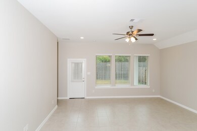 11431 Raven Claw Dr, Tomball, TX 77375 - photo 2