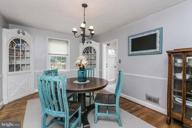 127 Stevenson Ln, Baltimore, MD 21212 - photo 6