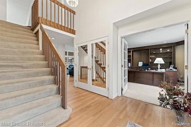 363 Sycamore Ct, Bloomfield Hills, MI 48302 - photo 4