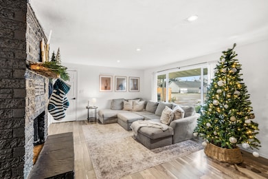 775 Garfield St, Medford, OR 97501 - photo 4