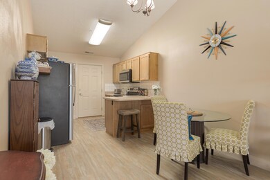 700 N. Main Street, #H7-Robyn Buckwalter