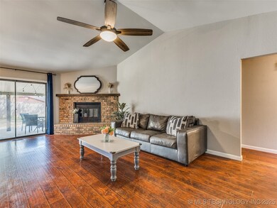 400 E Waco St, Broken Arrow, OK 74011 - photo 7