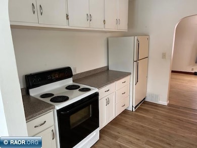 1992 E 25th St, Hibbing, MN 55746 - photo 7