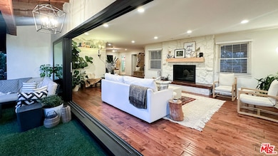 22461 Cass Ave, Woodland Hills, CA 91364 - photo 5