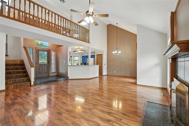 1201 NE 26th St, Moore, OK 73160 - photo 7