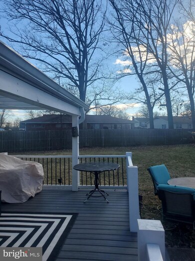 9621 Woodberry St, Lanham, MD 20706 - photo 2